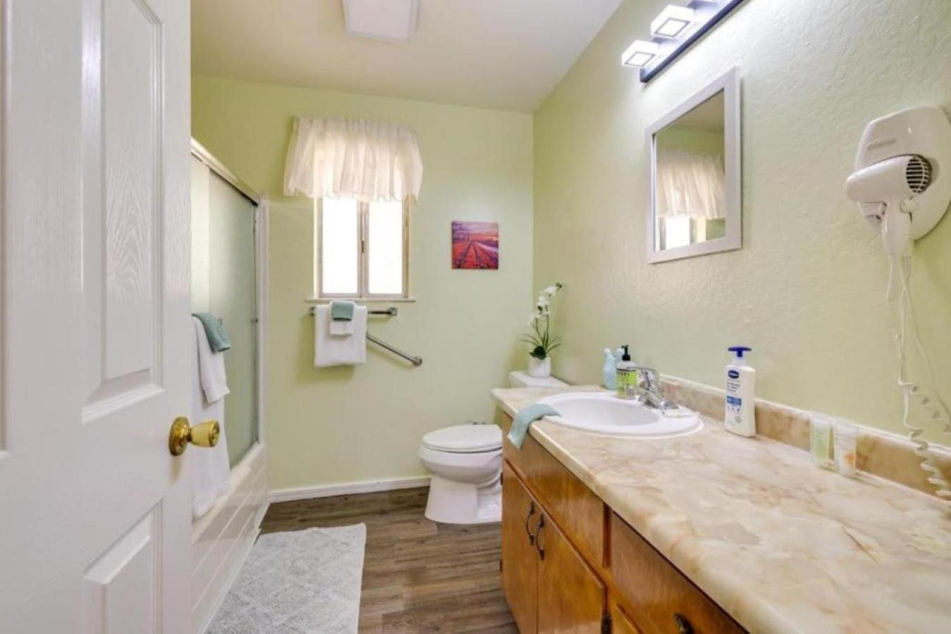 Villa New! Cozy & Secluded House W/Deck - Near Yosemite! Tuolumne Esterno foto